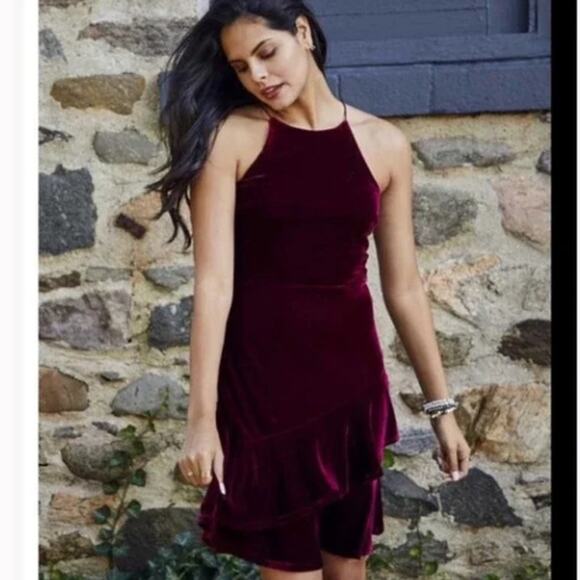 Altar’d State Kaz Dress - Picture 2 of 8